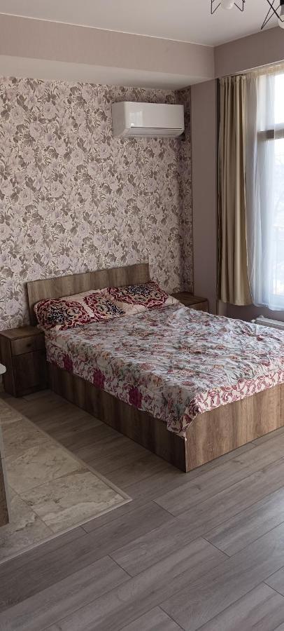 Mary'S Cozy & Lovely Studio On Very Quiet Khosharauli Street 第比利斯 外观 照片